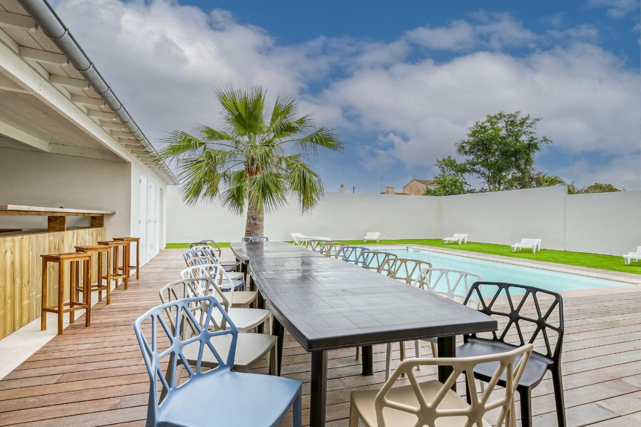 Magnifique Villa Pour Grande Famille A ลาบาร์-เดอ-มงต์ ภายนอก รูปภาพ